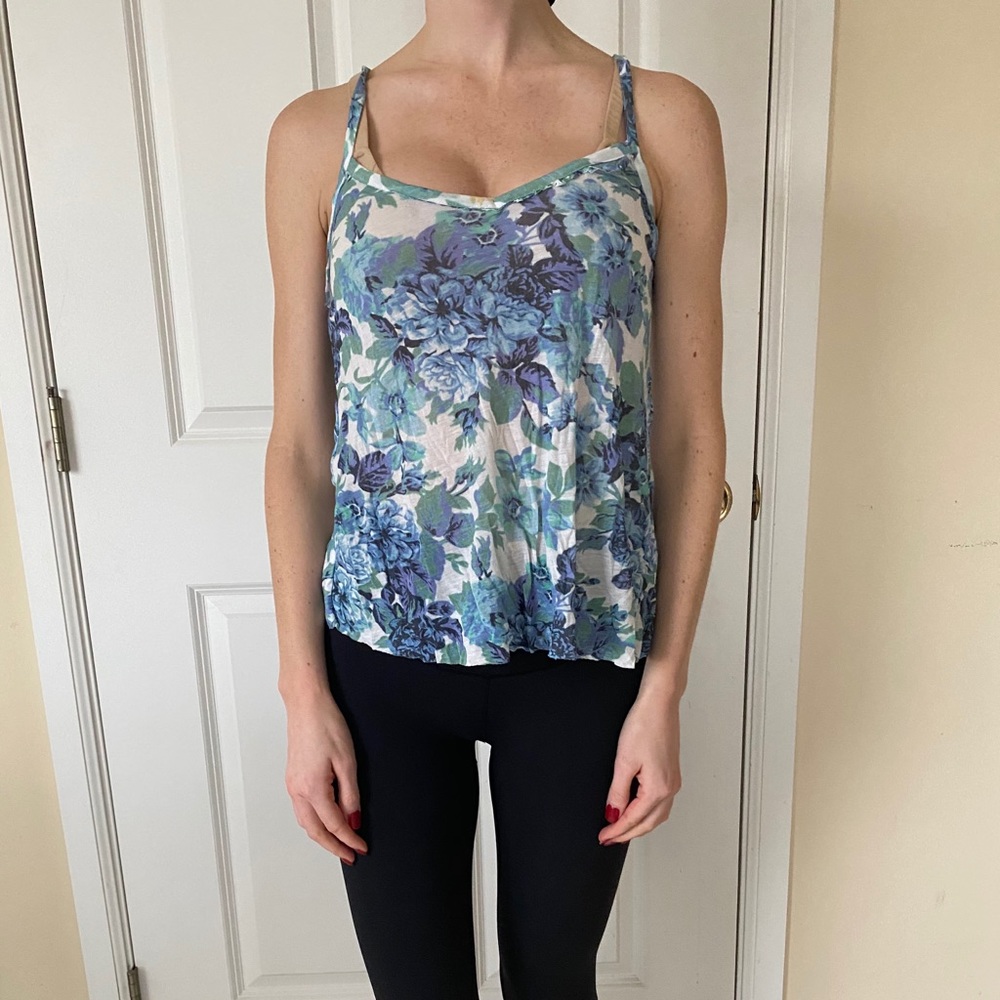 Aritzia (Talula) Tank Sz XS